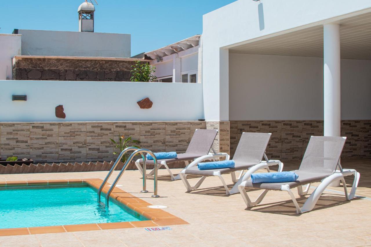 Villa Pancho Playa Blanca  Exterior photo